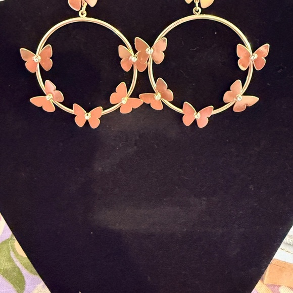 Elegant Gold Butterfly Hoop Earrings - Picture 2 of 2